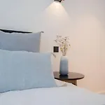 Liiiving In Gaia - Seaside Apartment *