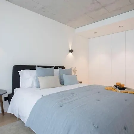 Liiiving In Gaia - Seaside Apartment