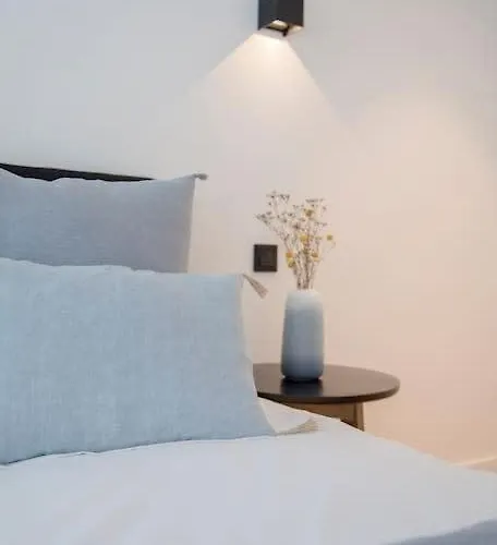 Liiiving In Gaia - Seaside Apartman *