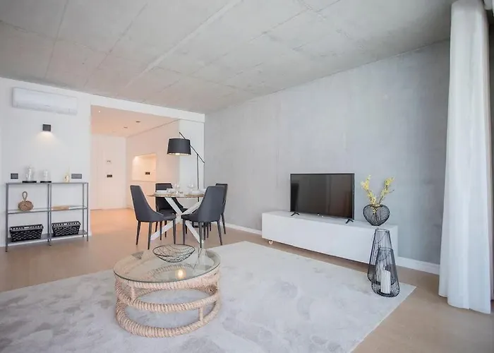 Liiiving In Gaia - Seaside Apartment